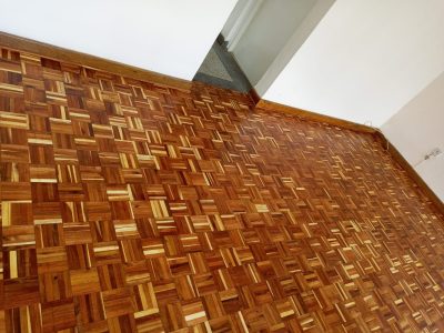 wooden floor polishing services